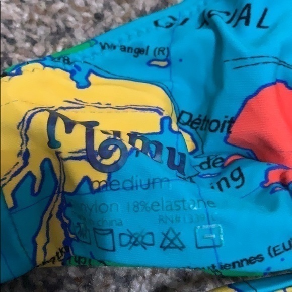 a whole mu world bikini - Picture 6 of 7